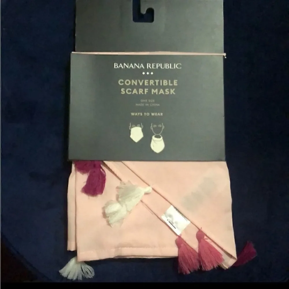 Banana Republic convertible scarf